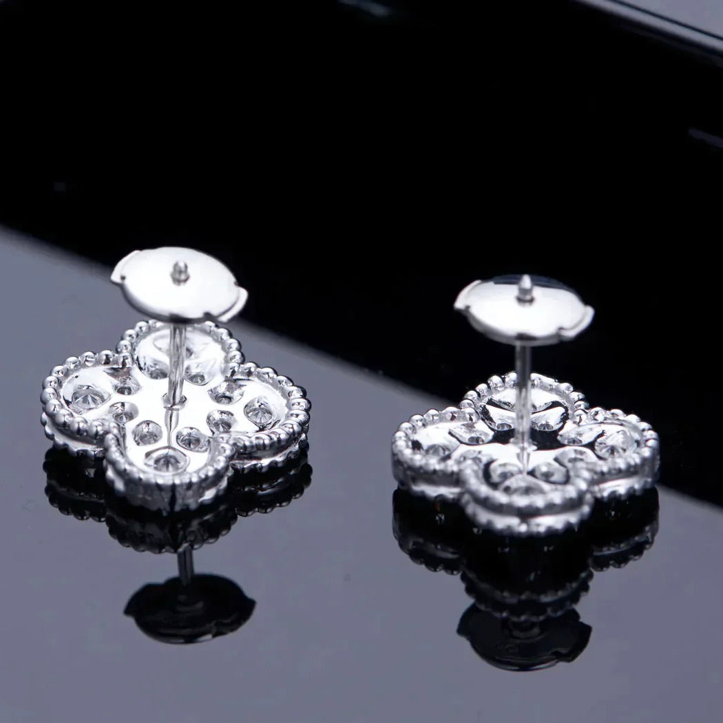 Mysitc CLOVER 1 MOTIFS DIAMOND STUD EARRINGS SILVER