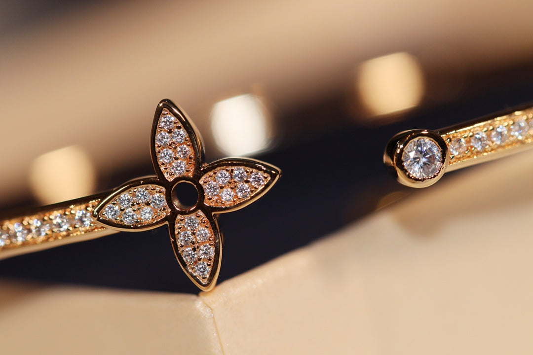 Mysitc IDYLLE GOLD OPEN BRACELET DIAMOND PAVED