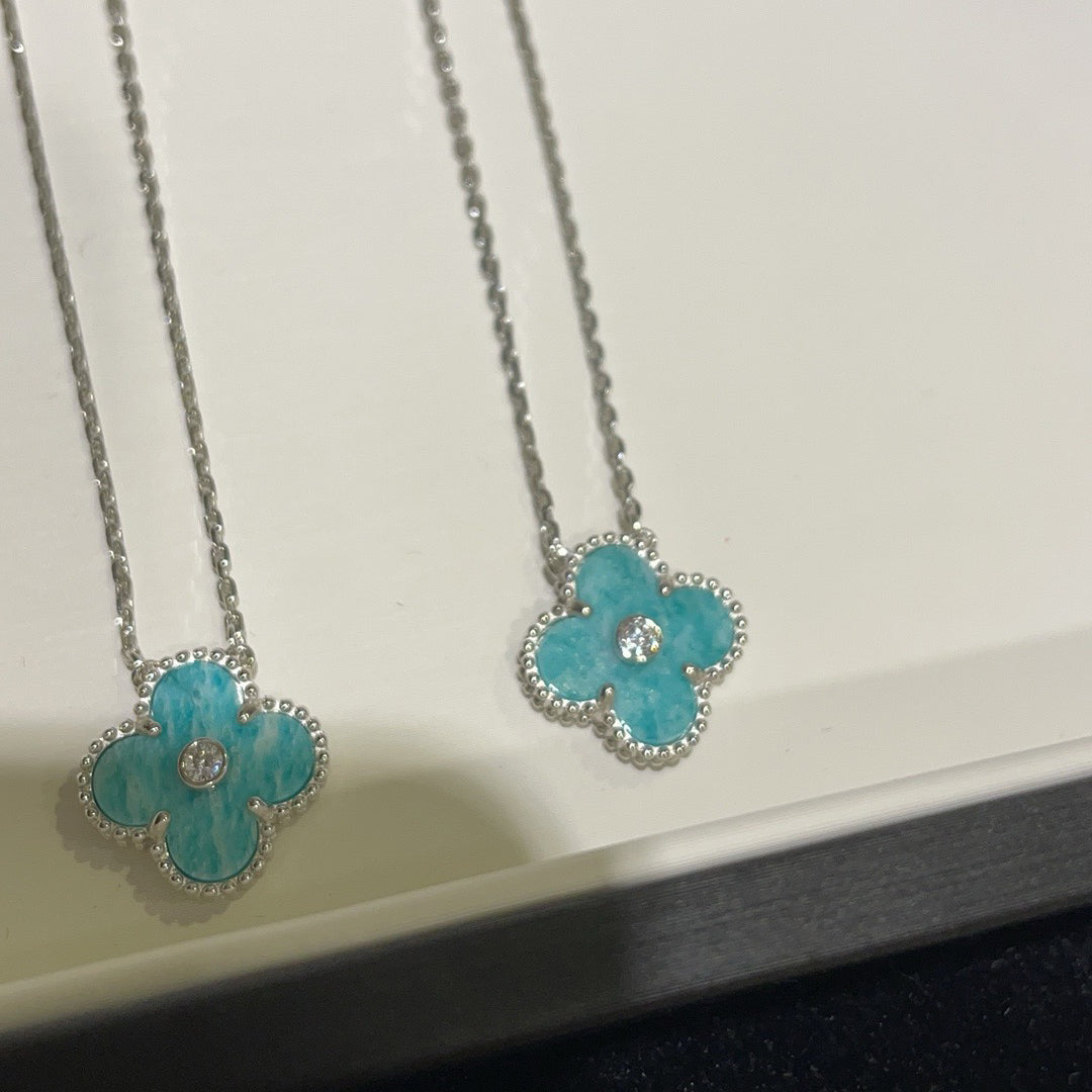 Mysitc CLOVER 15MM DIAMOND SVRES PORCELAIN NECKLACE SILVER
