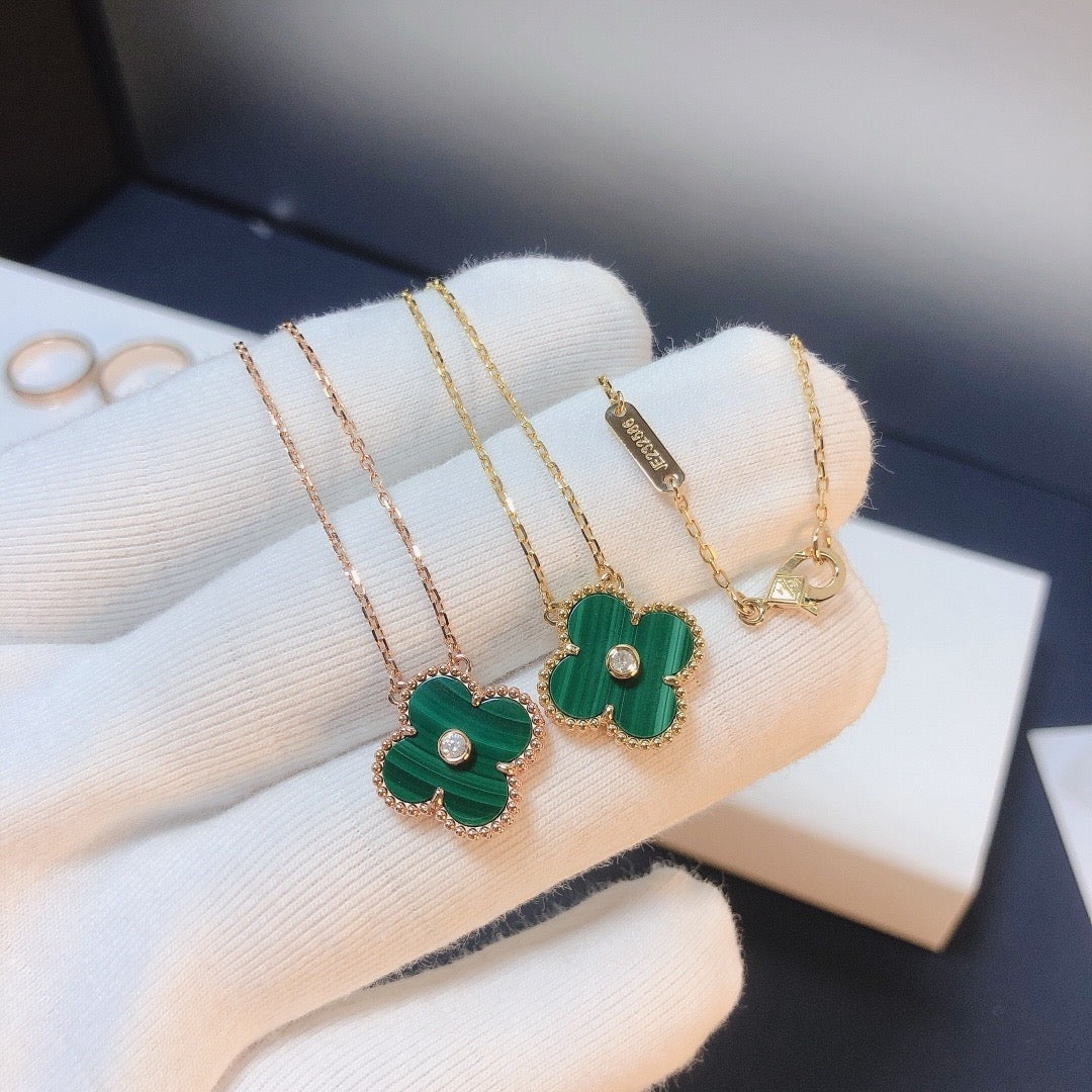 Mysitc CLOVER 15MM DIAMOND TURQUOISE NECKLACE