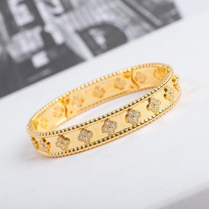 [Mystic]CLOVER BRACELET 8MM DIAMONDS
