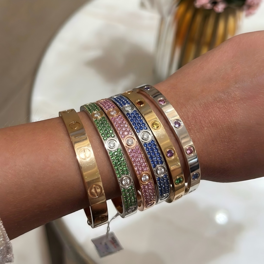 [Mystic ]2026 PAVE GEMSTONE LOVE BRACELET 6.1MM 10 DIAMONDS