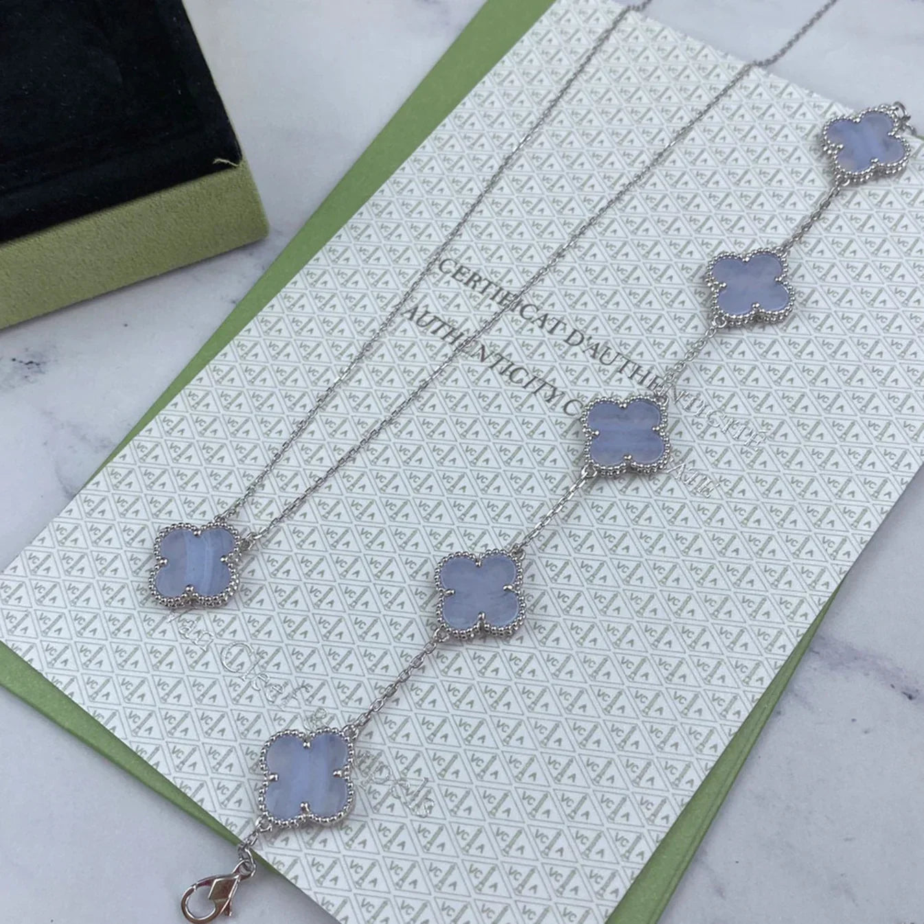 [Mystic] CLOVER 5 MOTIF PURPLE CHALCEDONY BRACELET COLLECTION