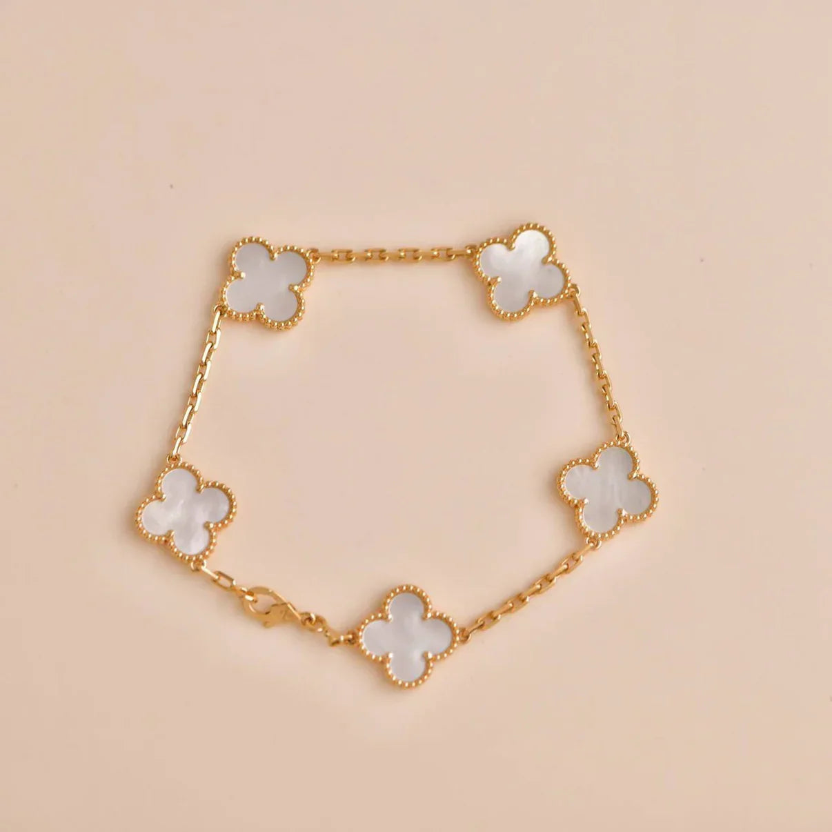 [Mystic]CLOVER WHITE PEARL MOP 5 MOTIF BRACELET COLLECTION